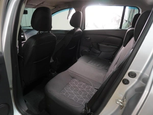Хетчбэк Renault Sandero 2016 года, 899000 рублей, Воронеж