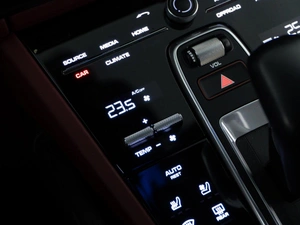 Внедорожник Porsche Cayenne S 2019 года, 8610900 рублей, Москва