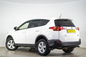 Внедорожник Toyota RAV4 2013 года, 1689000 рублей, Оренбург