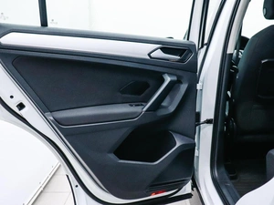 Внедорожник Volkswagen Tiguan 2020 года, 2000000 рублей, Красноярск