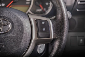 Хетчбэк Toyota Ractis 2014 года, 1219000 рублей, Томск