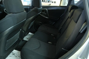Внедорожник Toyota RAV4 2012 года, 1519000 рублей, Омск