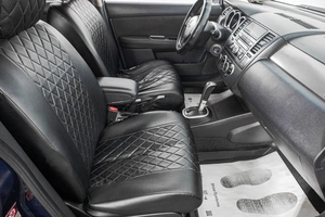 Хетчбэк Nissan Tiida 2010 года, 719000 рублей, Барнаул
