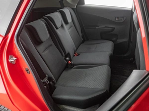 Хетчбэк Toyota Ractis 2012 года, 1105000 рублей, Тюмень