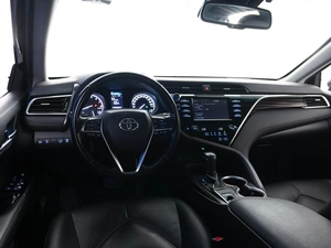 Седан Toyota Camry 2019 года, 2714444 рублей, Москва