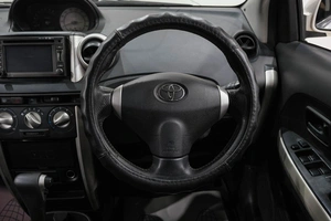 Хетчбэк Toyota Ist 2002 года, 449000 рублей, Новокузнецк