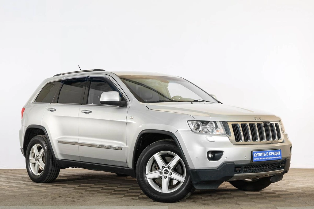 Внедорожник Jeep Grand Cherokee 2012 года, 1679000 рублей, Тюмень
