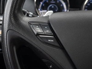 Седан Hyundai Sonata 2012 года, 1125000 рублей, Краснодар