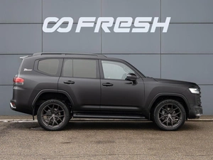 Внедорожник Toyota Land Cruiser 2021 года, 10800000 рублей, Краснодар