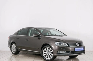 Седан Volkswagen Passat 2012 года, 1259000 рублей, Красноярск