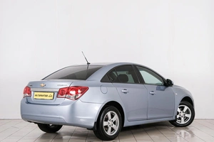 Седан Chevrolet Cruze 2010 года, 649000 рублей, Красноярск
