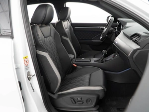 Внедорожник Audi Q3 2025 года, 4949050 рублей, Москва