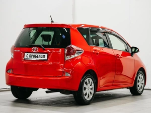 Хетчбэк Toyota Ractis 2015 года, 849000 рублей, Красноярск