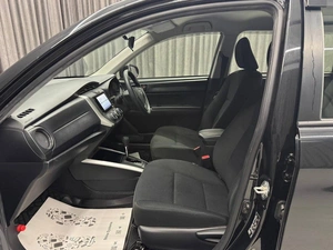 Универсал Toyota Corolla Fielder 2019 года, 1570000 рублей, Красноярск