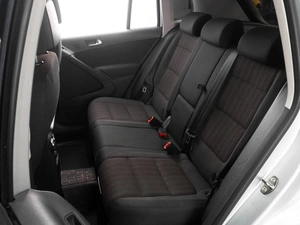 Внедорожник Volkswagen Tiguan 2012 года, 1439000 рублей, Тюмень