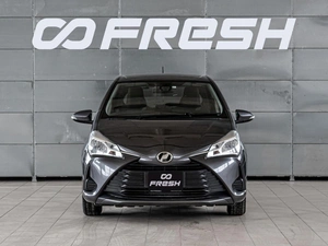 Хетчбэк Toyota Vitz 2018 года, 954000 рублей, Краснодар