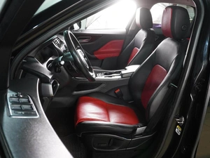 Внедорожник Jaguar F-Pace 2016 года, 3350000 рублей, Воронеж