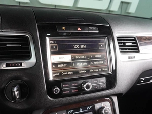 Внедорожник Volkswagen Touareg 2011 года, 1919000 рублей, Воронеж