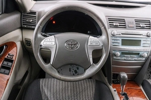 Седан Toyota Camry 2008 года, 1059000 рублей, Красноярск