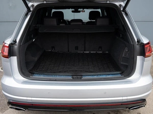 Внедорожник Volkswagen Touareg 2018 года, 5100000 рублей, Краснодар