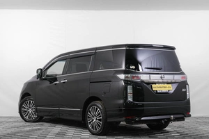 Минивэн Nissan Elgrand 2018 года, 3449000 рублей, Кемерово