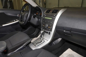 Седан Toyota Corolla 2010 года, 1239000 рублей, Новосибирск