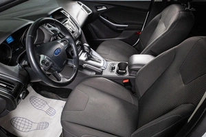 Хетчбэк Ford Focus 2013 года, 989000 рублей, Сургут