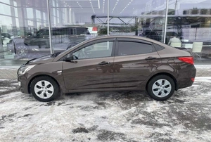 Седан Hyundai Solaris 2015 года, 935000 рублей, Солонцы