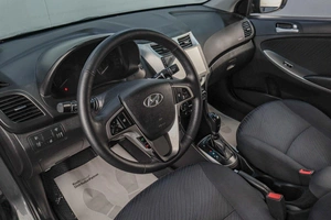 Седан Hyundai Solaris 2015 года, 899000 рублей, Челябинск