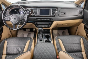 Минивэн Kia Carnival 2018 года, 2699000 рублей, Барнаул