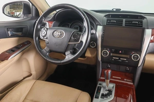 Седан Toyota Camry 2012 года, 1999000 рублей, Пермь