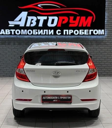 Хетчбэк Hyundai Solaris 2015 года, 1157000 рублей, Красноярск