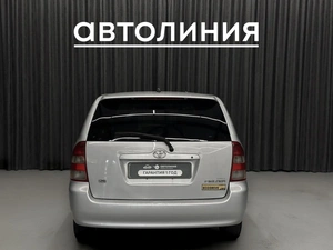 Универсал Toyota Corolla Fielder 2002 года, 550000 рублей, Красноярск