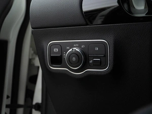 Хетчбэк Mercedes-benz B-класс 2020 года, 2185055 рублей, Москва