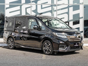 Минивэн Honda Stepwgn Spada 2020 года, 2650000 рублей, Краснодар