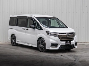 Минивэн Honda Stepwgn Spada 2020 года, 3045000 рублей, Краснодар