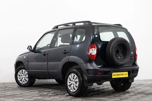 Внедорожник Chevrolet Niva 2020 года, 930000 рублей, Сургут