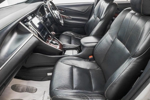 Внедорожник Toyota Harrier 2015 года, 2349000 рублей, Барнаул