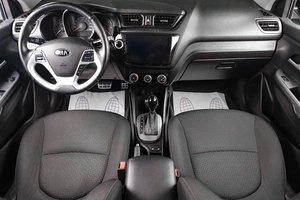 Седан Kia Rio 2017 года, 1099000 рублей, Тюмень