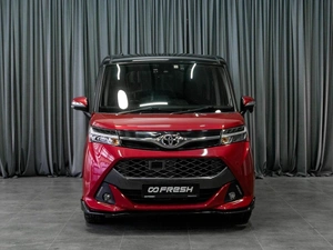 Хетчбэк Toyota Tank 2018 года, 1070000 рублей, Тюмень