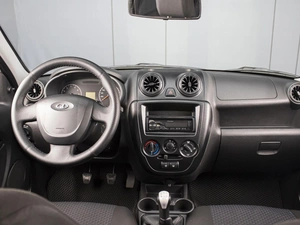 Седан ВАЗ (LADA) Granta 2016 года, 440000 рублей, Омск