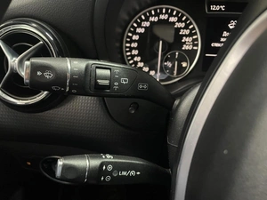 Хетчбэк Mercedes-benz A-класс 2013 года, 1350000 рублей, Ярославль