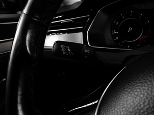 Седан Volkswagen Passat 2016 года, 1979000 рублей, Тюмень