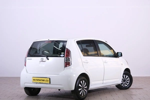 Хетчбэк Toyota Passo 2004 года, 299000 рублей, Омск