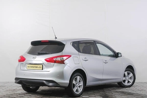 Хетчбэк Nissan Tiida 2015 года, 899000 рублей, Кемерово