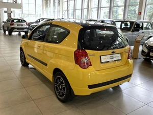 Хэтчбек Chevrolet Aveo 2009 года, 625000 рублей, Орёл