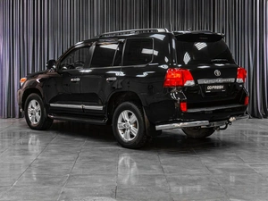Внедорожник Toyota Land Cruiser 2013 года, 4769000 рублей, Тюмень