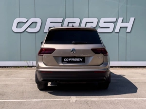 Внедорожник Volkswagen Tiguan 2017 года, 2749000 рублей, Большой Сочи