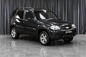 Внедорожник Chevrolet Niva 2013 года, 599000 рублей, Тюмень