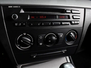 Хетчбэк BMW 1 серия 2011 года, 799000 рублей, Воронеж